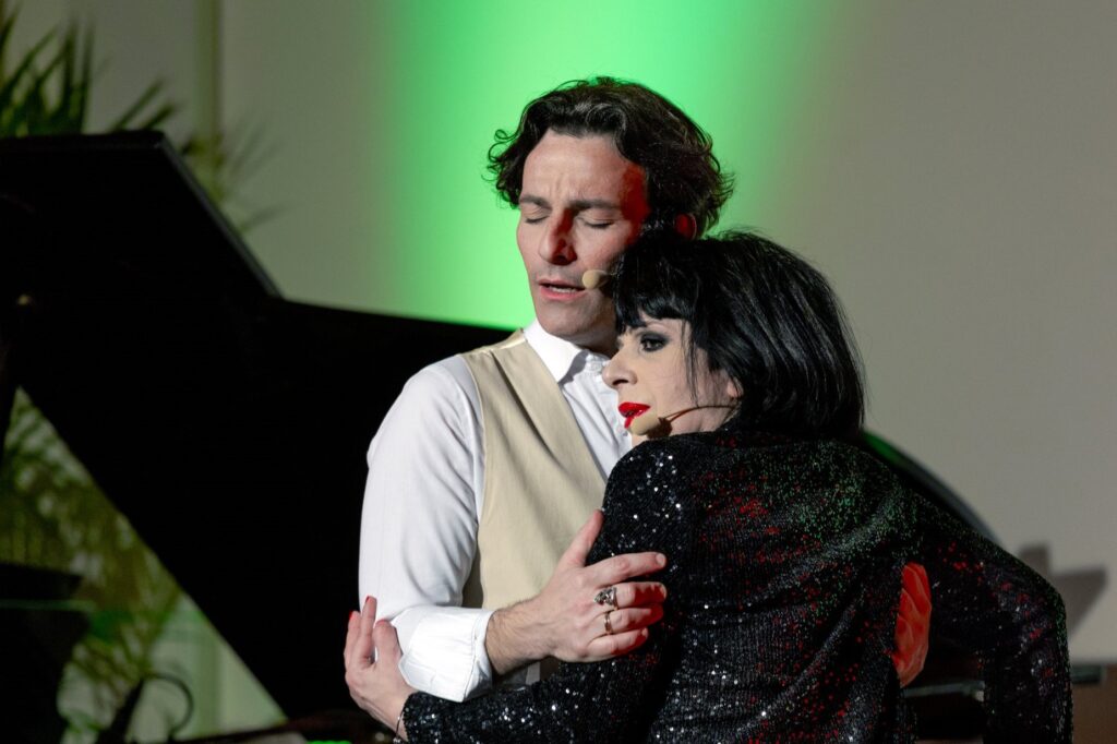 Lalla Esposito e Massimo Masiello